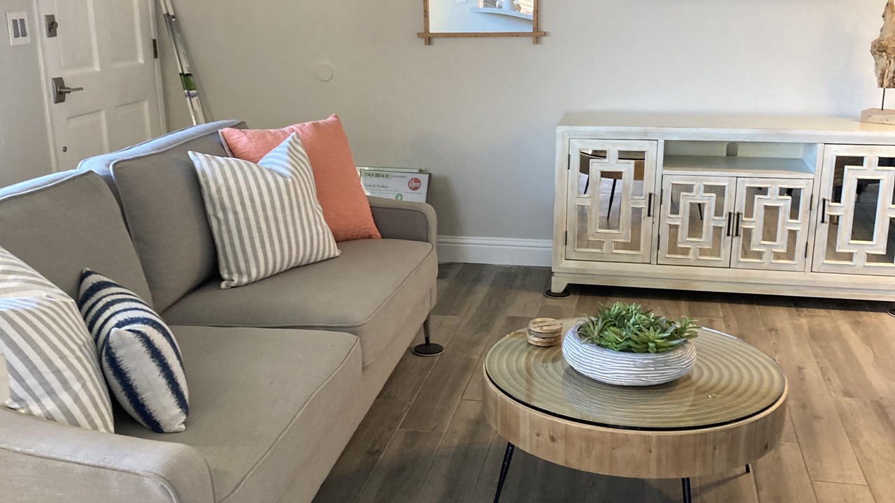 Photo of Livingroom in Oleander - Sunset