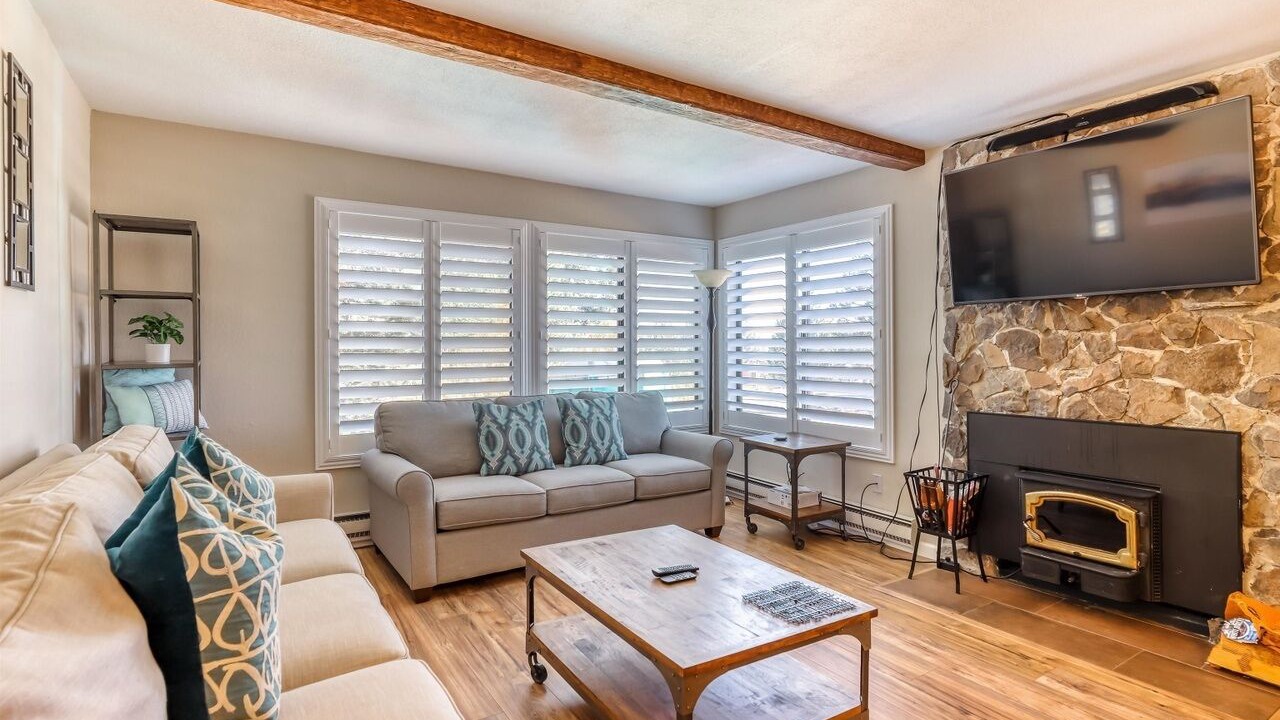 Photo of Livingroom in Truckee