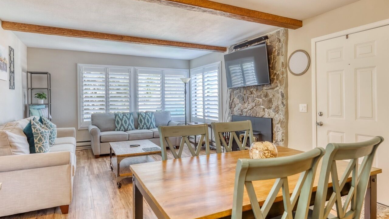 Photo of Livingroom in Truckee