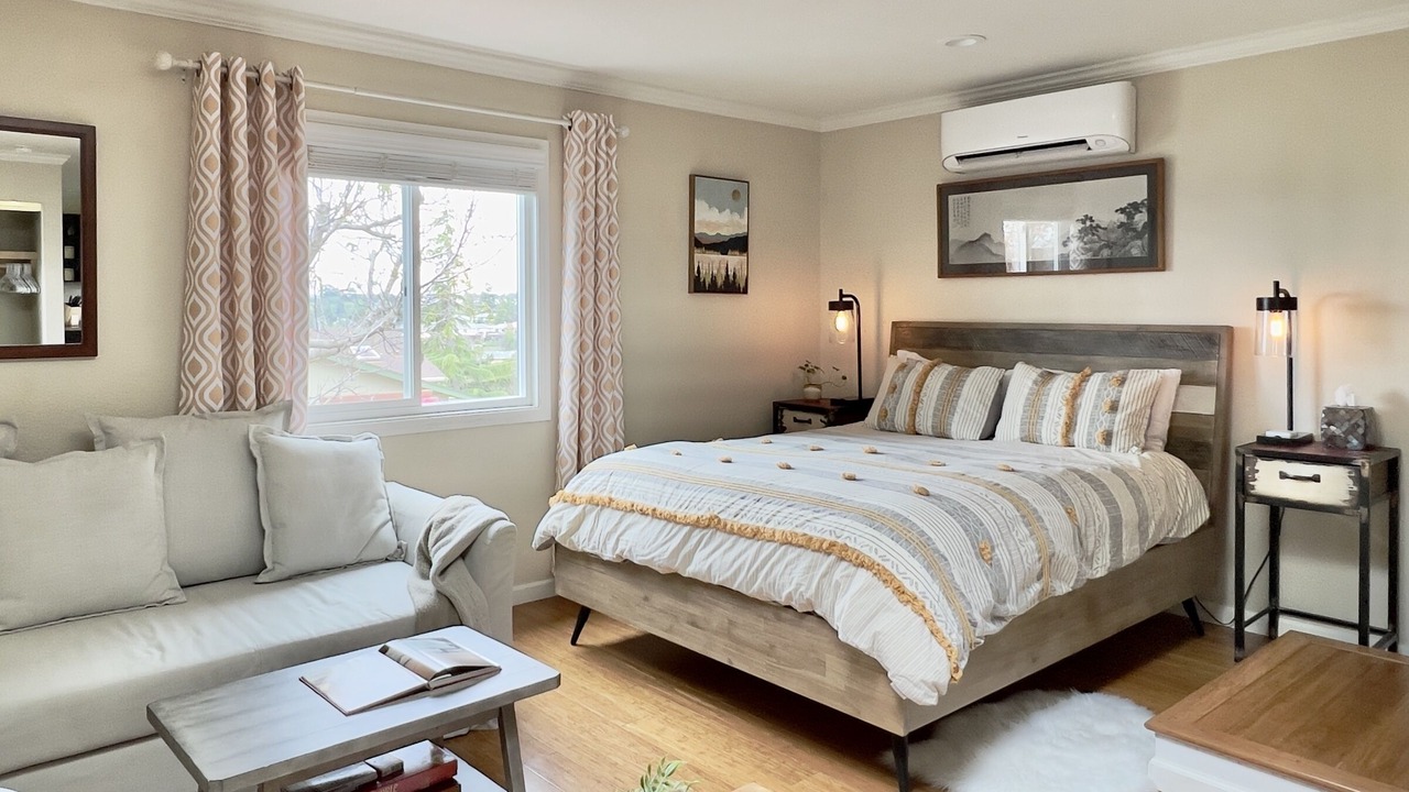 Photo of Bedroom in Castro Valley