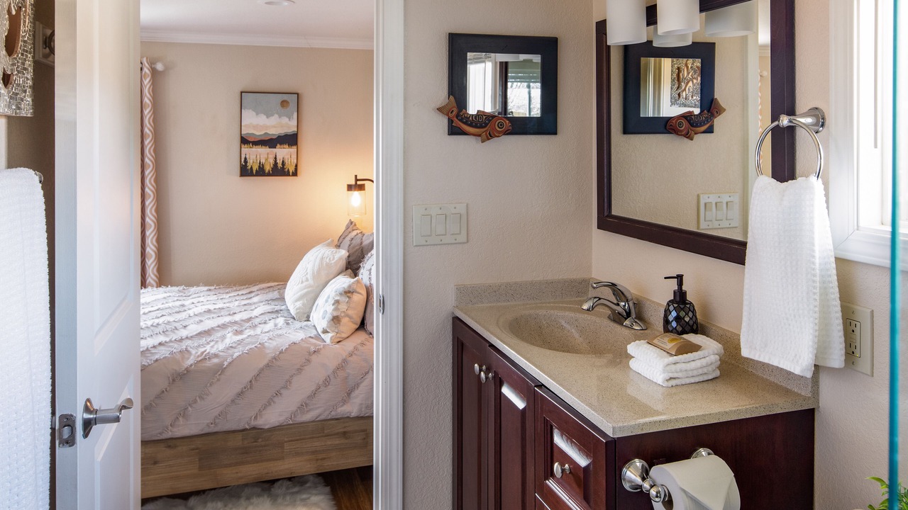 Photo of Bathroom in Castro Valley