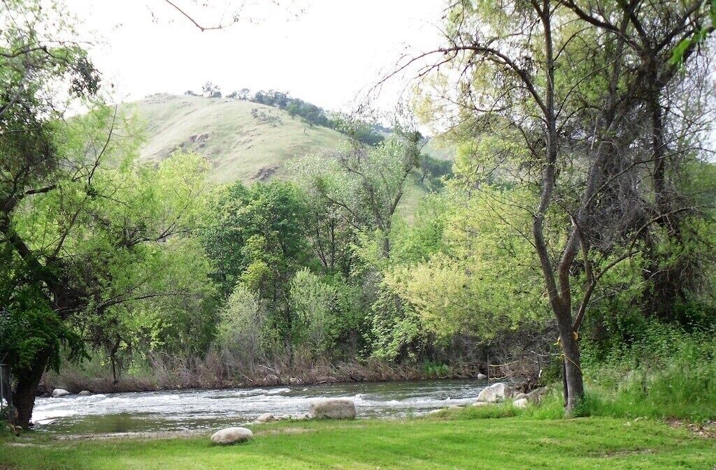 Photo of Outdoor in Three Rivers
