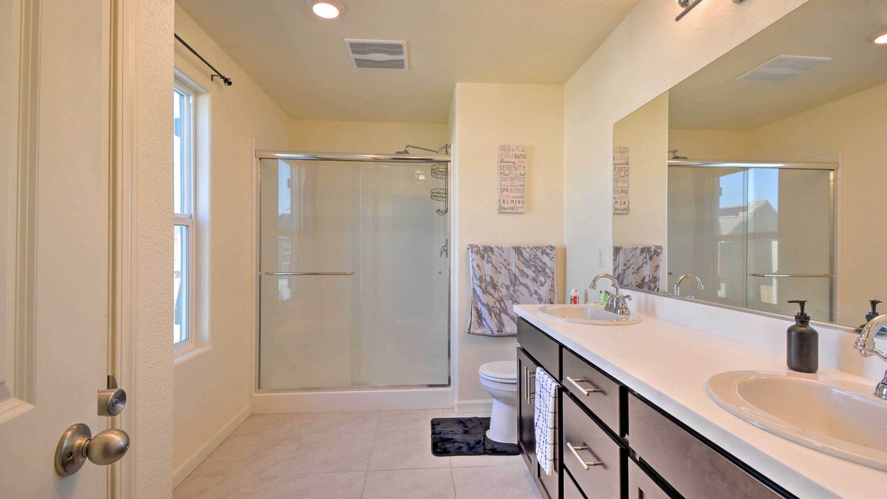 Photo of Bathroom in Merced