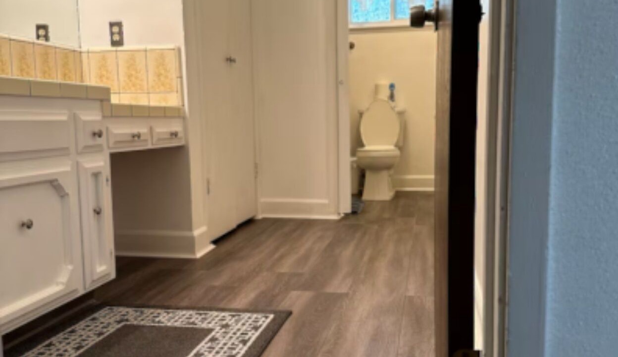 Photo of Bathroom in Roosevelt