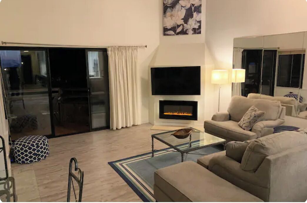 Photo of Livingroom in Monterey