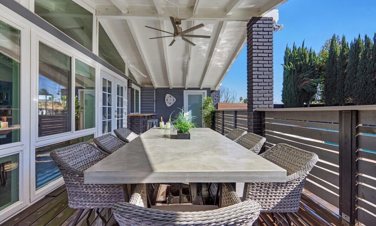 Photo of Outdoor in North Hills West