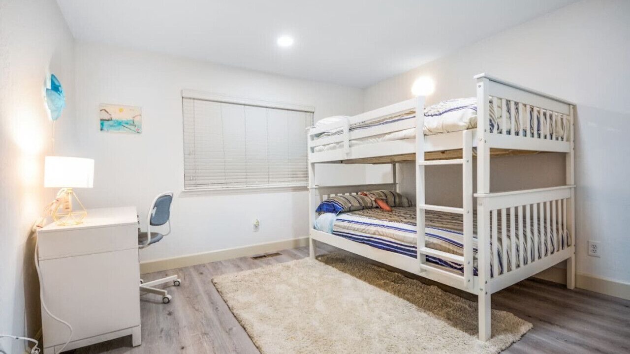 Photo of Bedroom in Seaside