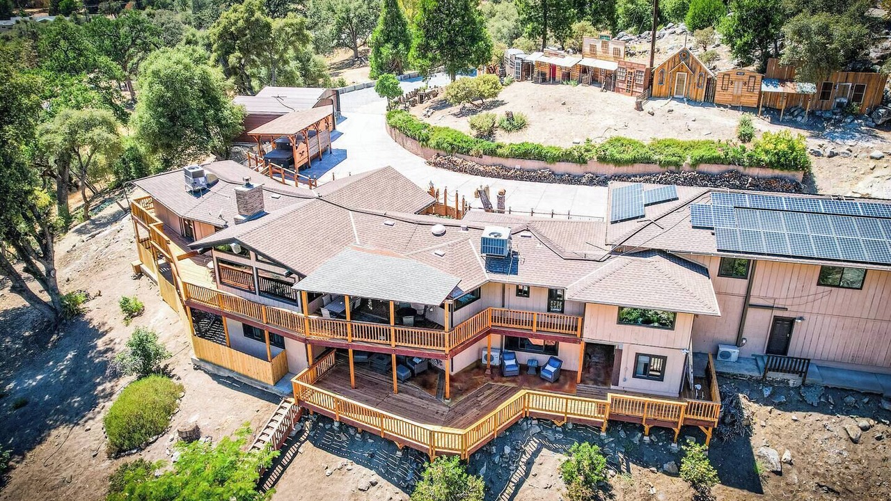 Photo of Outdoor in Yosemite Forks