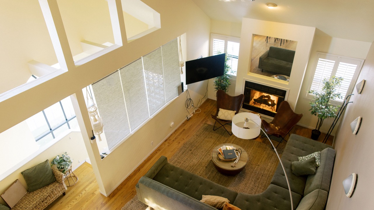 Photo of Livingroom in Millbrae