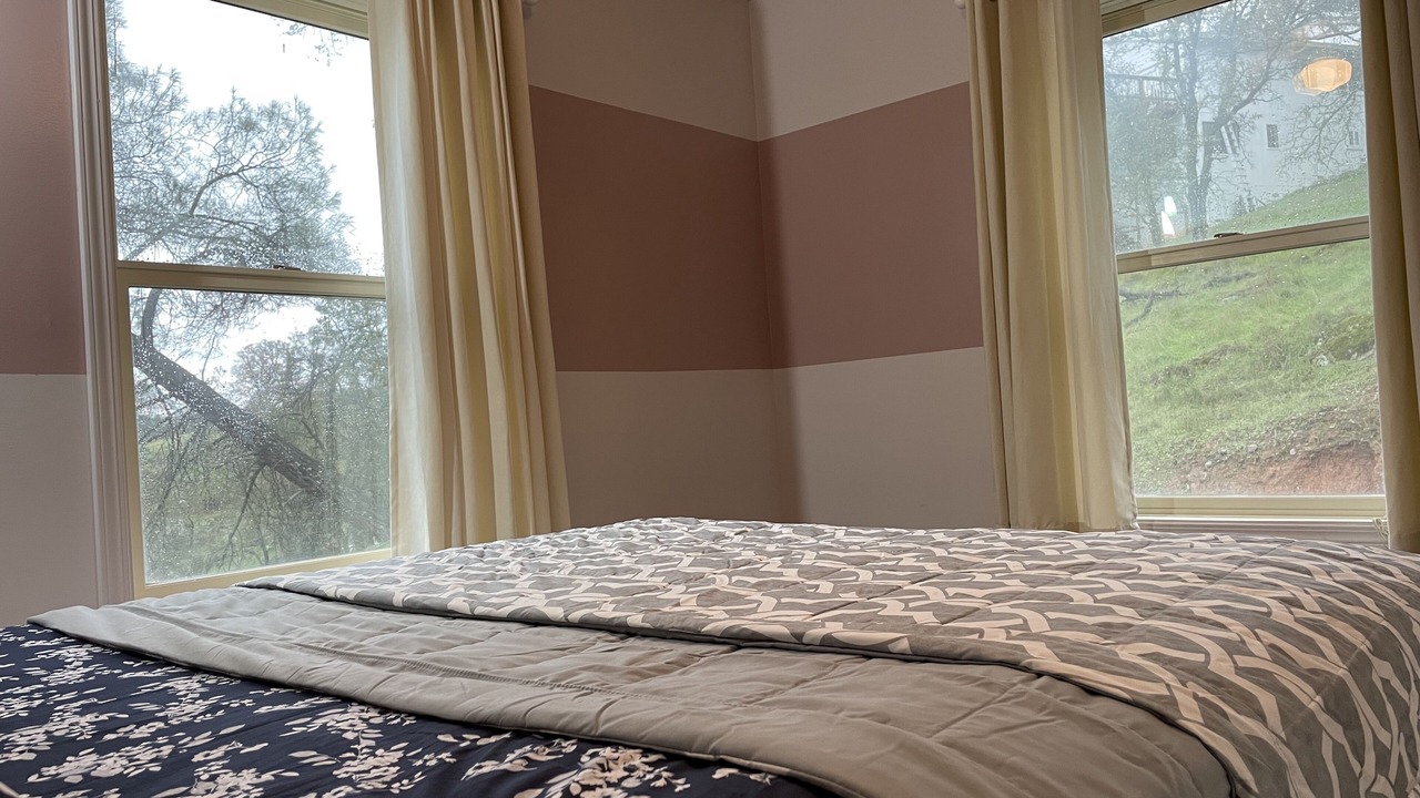 Photo of Bedroom in Copperopolis