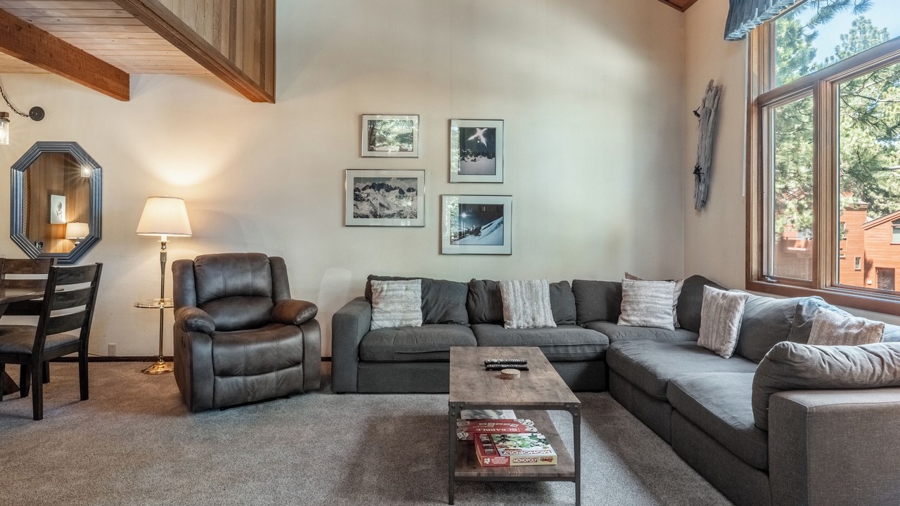 Photo of Livingroom in Mammoth Lakes