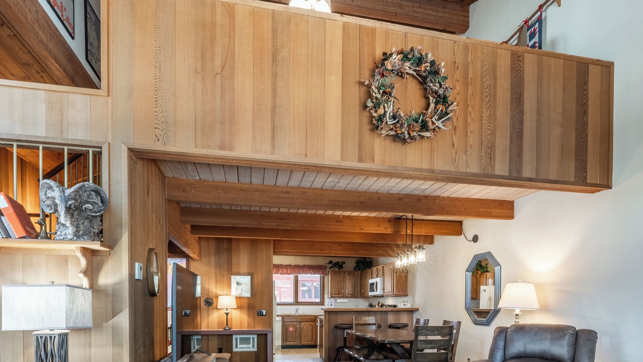 Photo of Livingroom in Mammoth Lakes