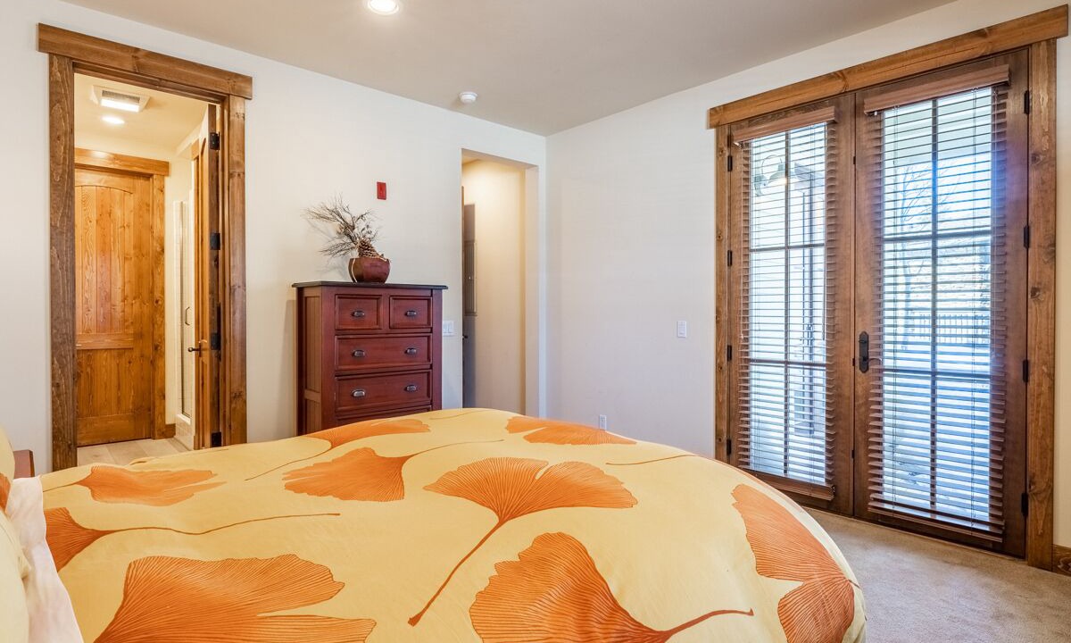Photo of Bedroom in Mammoth Lakes