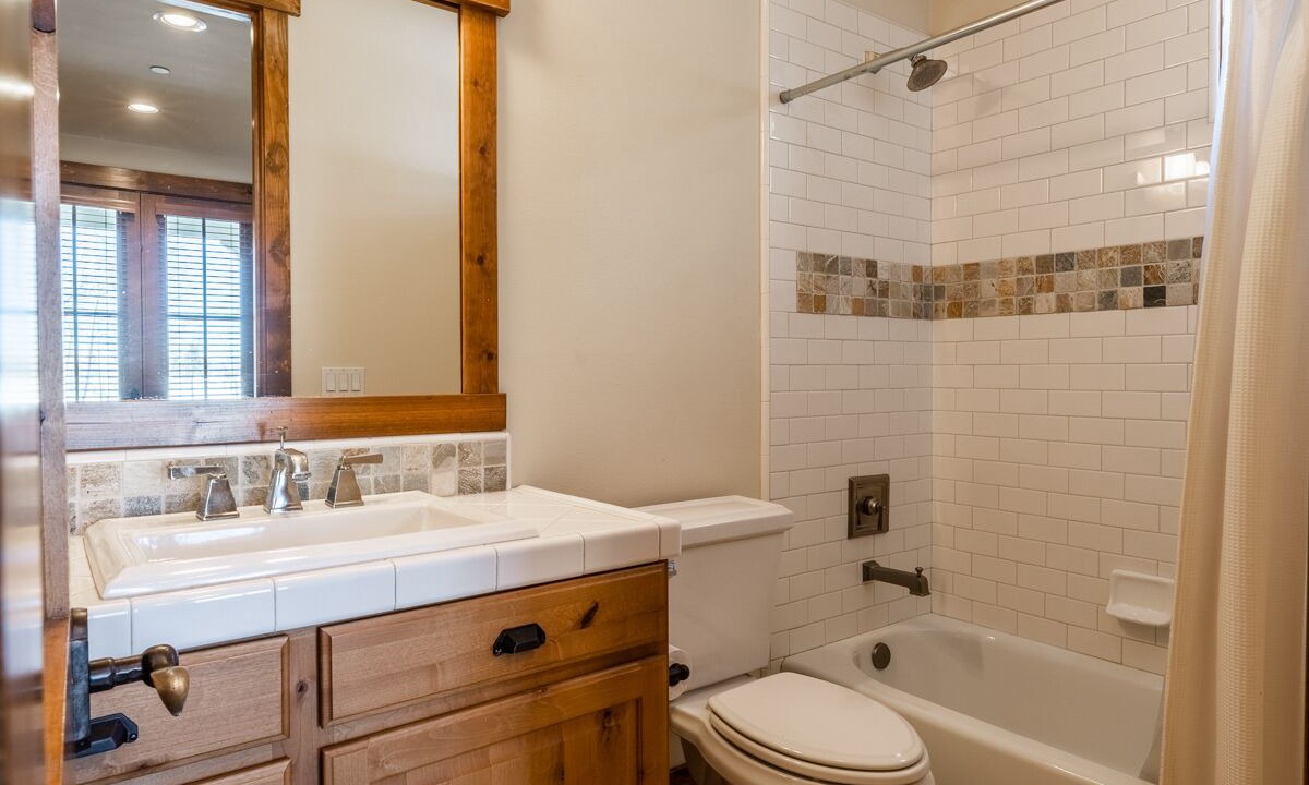 Photo of Bathroom in Mammoth Lakes