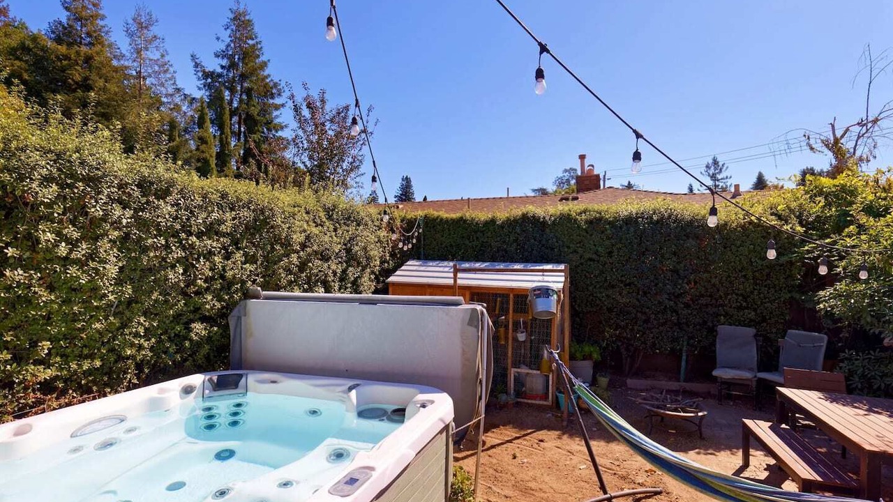 Photo of Outdoor in Oakland