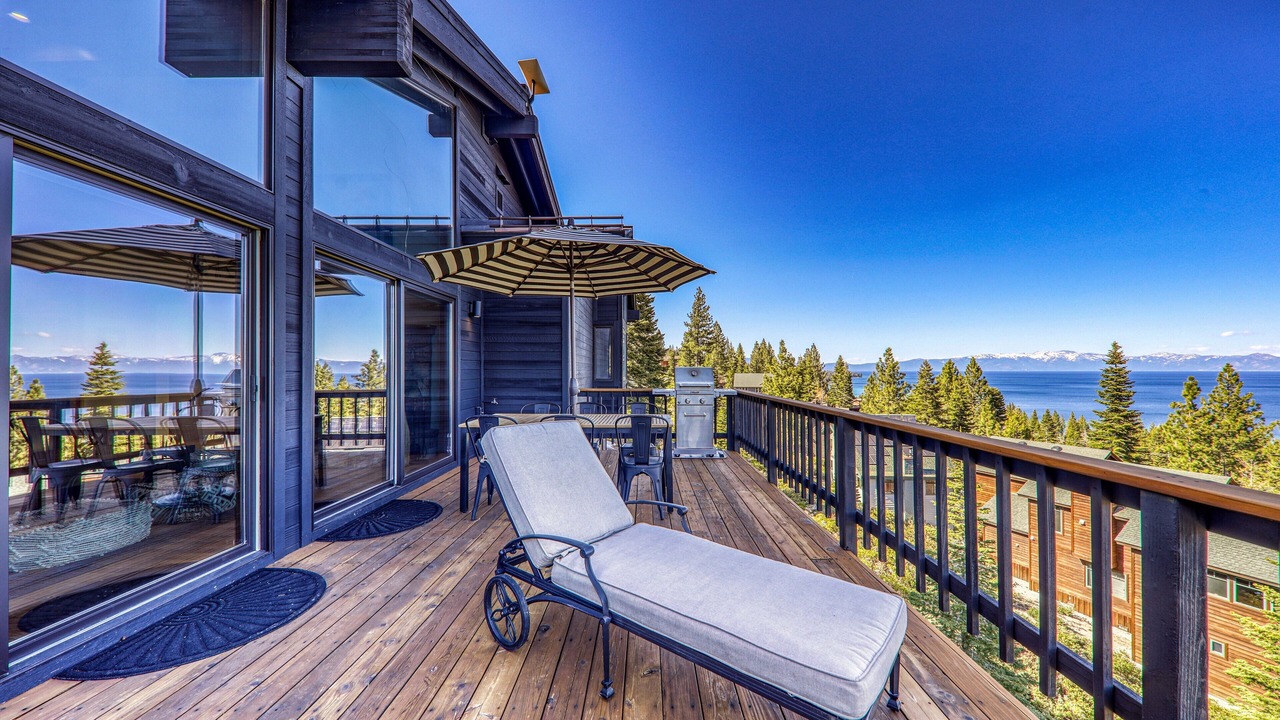 Photo of Patio Balcony in Tahoma