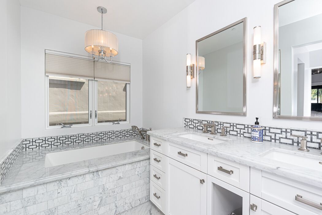 Photo of Bathroom in Corona del Mar