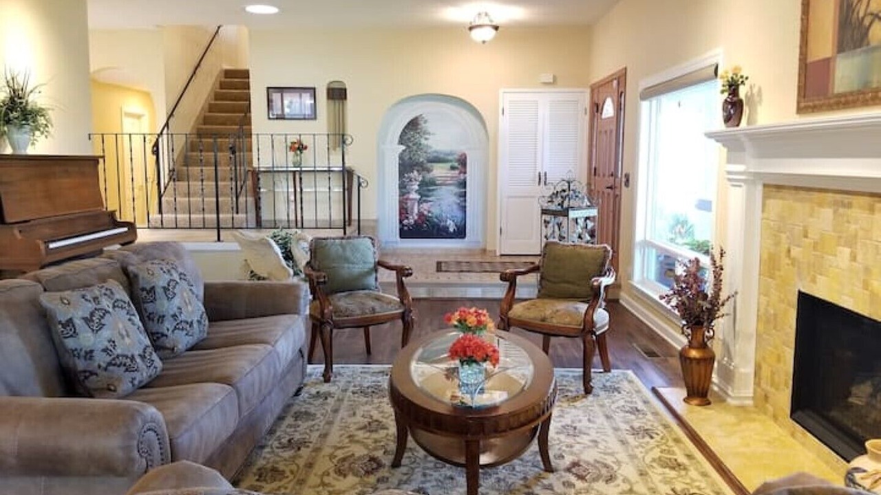 Photo of Livingroom in Castro Valley