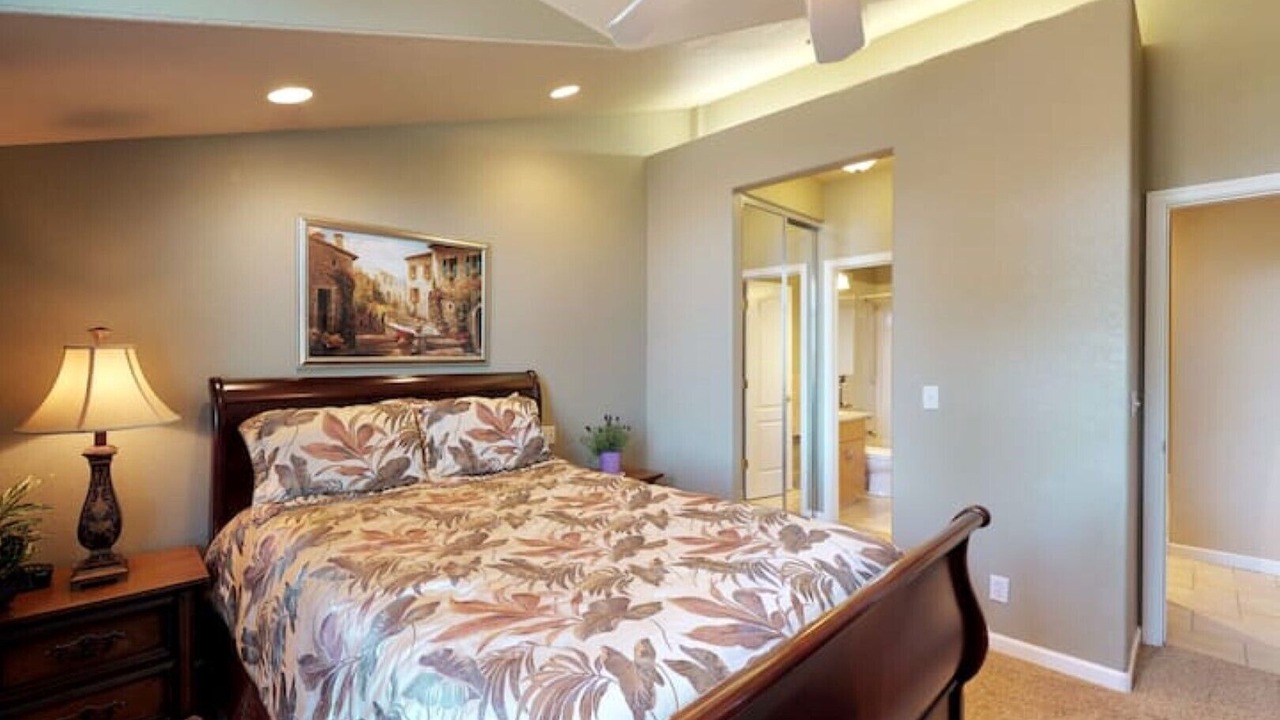 Photo of Bedroom in Castro Valley