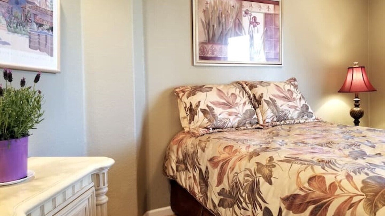 Photo of Bedroom in Castro Valley