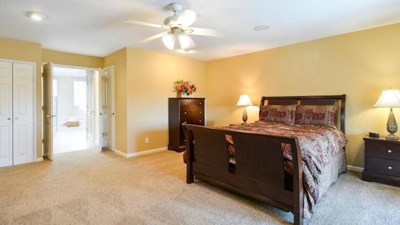 Photo of Bedroom in Castro Valley