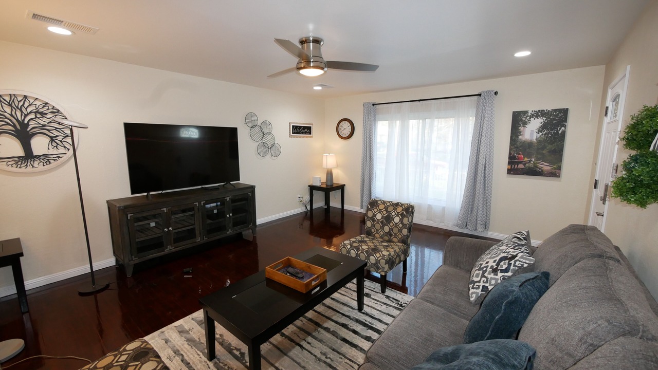 Photo of Livingroom in Fresno