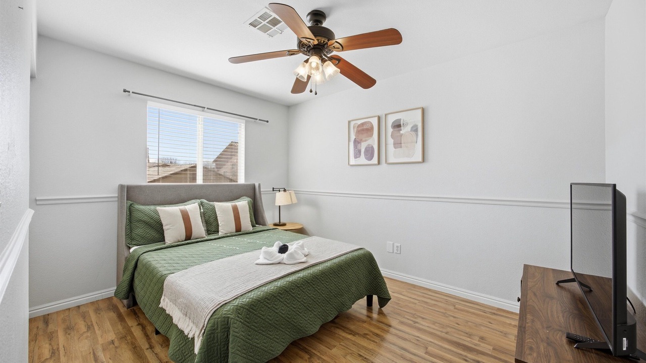 Photo of Bedroom in Centennial Hills