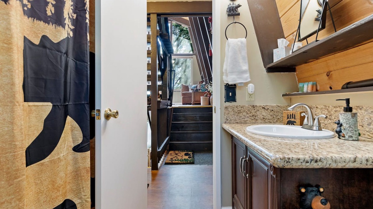 Photo of Bathroom in Fish Camp