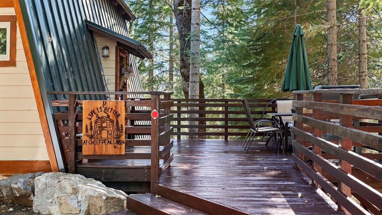 Photo of Patio Balcony in Fish Camp