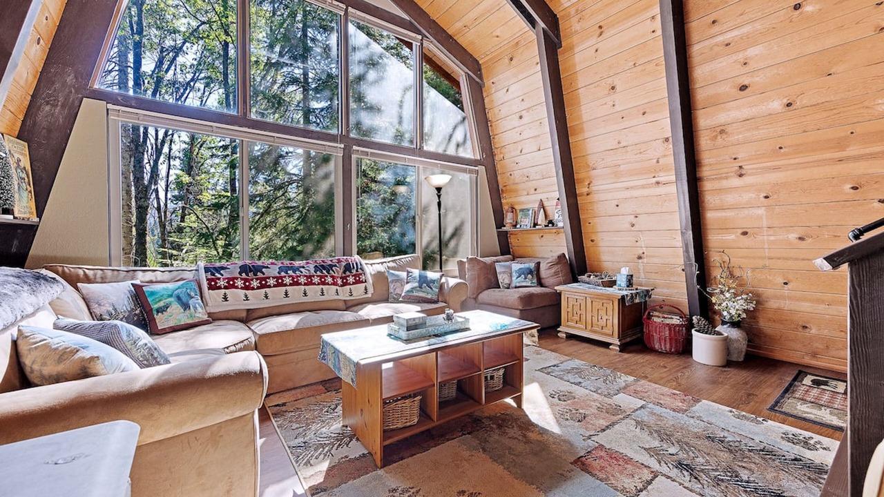 Photo of Livingroom in Fish Camp