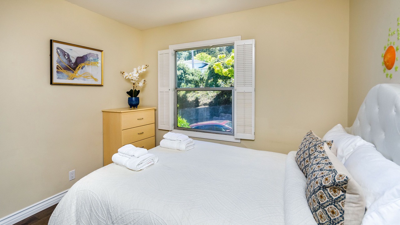 Photo of Bedroom in South San Mateo