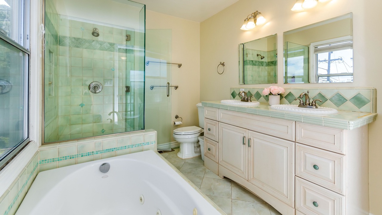 Photo of Bathroom in South San Mateo