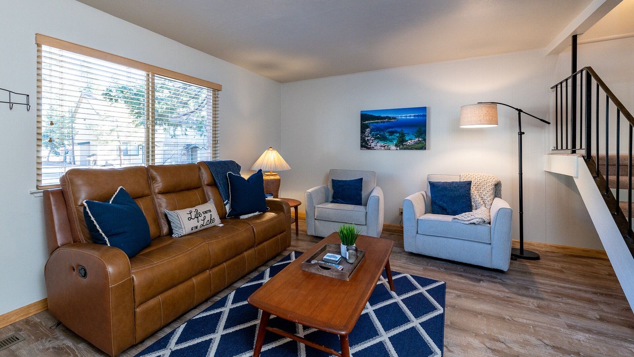Photo of Livingroom in Lake Forest