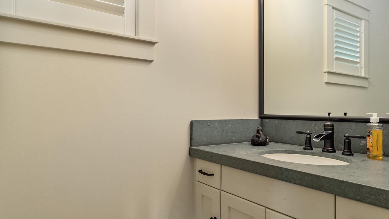 Photo of Bathroom in Park Hill