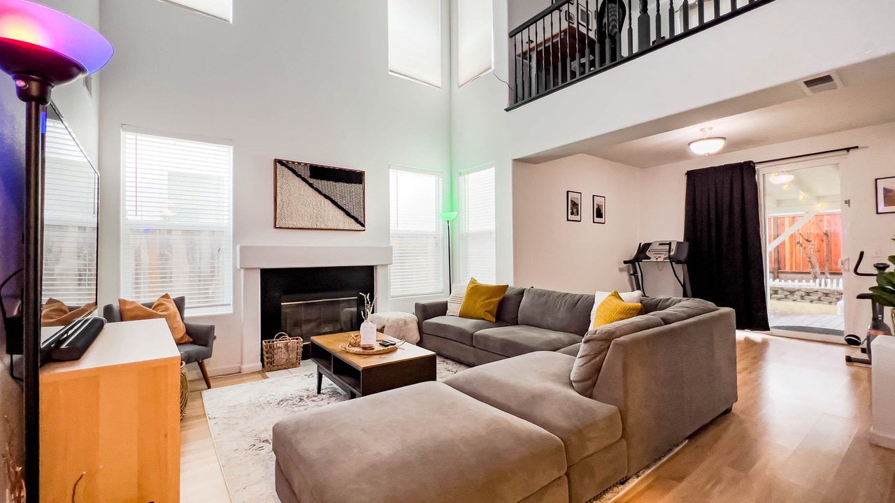 Photo of Livingroom in Salinas