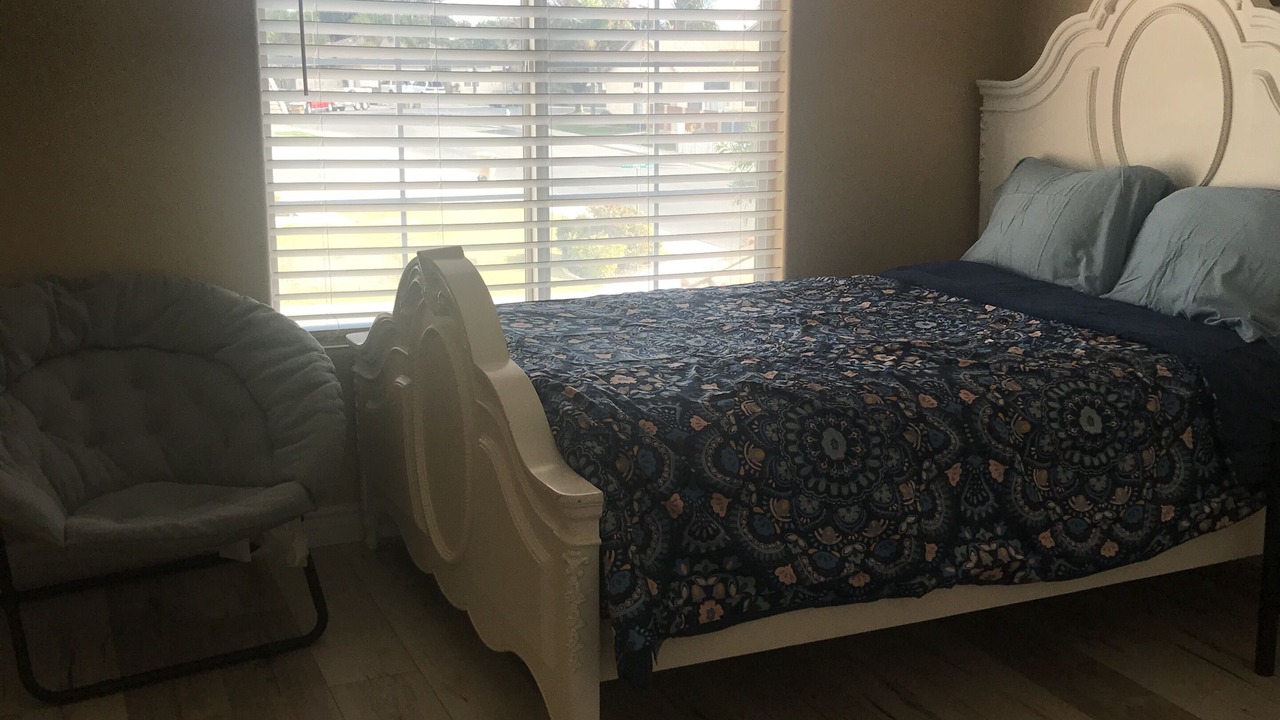 Photo of Bedroom in Bakersfield