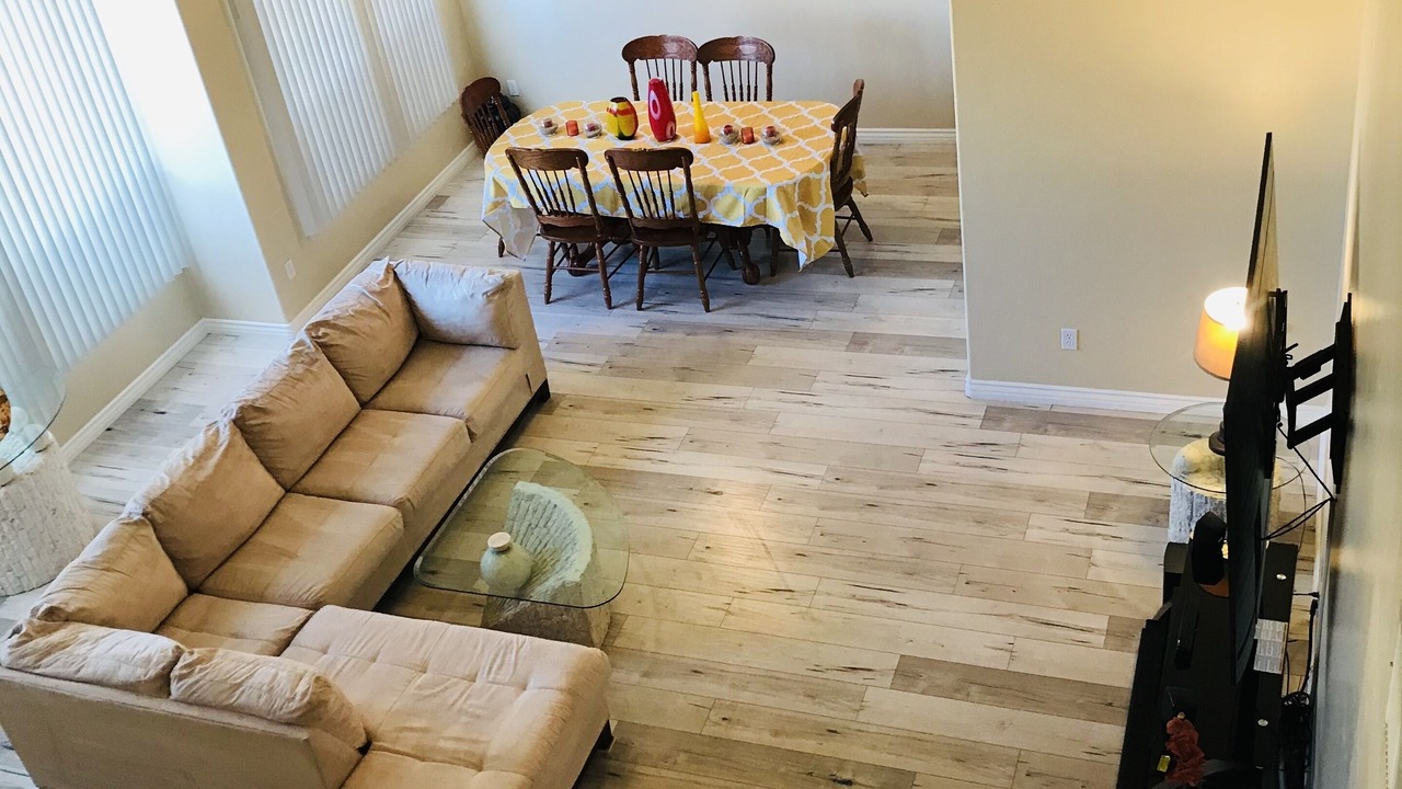 Photo of Livingroom in Bakersfield