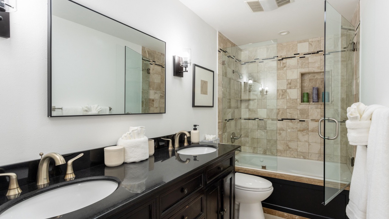 Photo of Bathroom in West Mesa