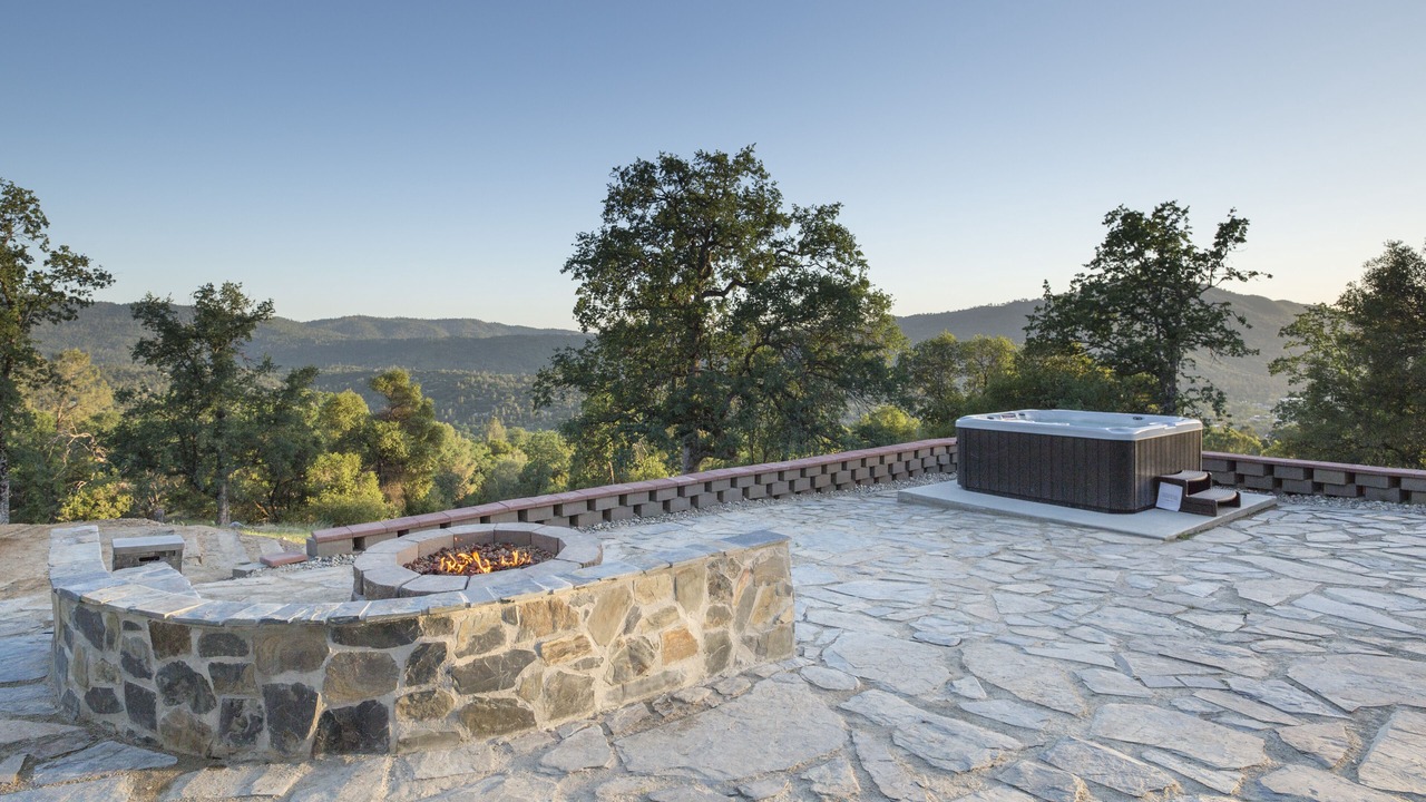 Photo of Patio Balcony in Oakhurst