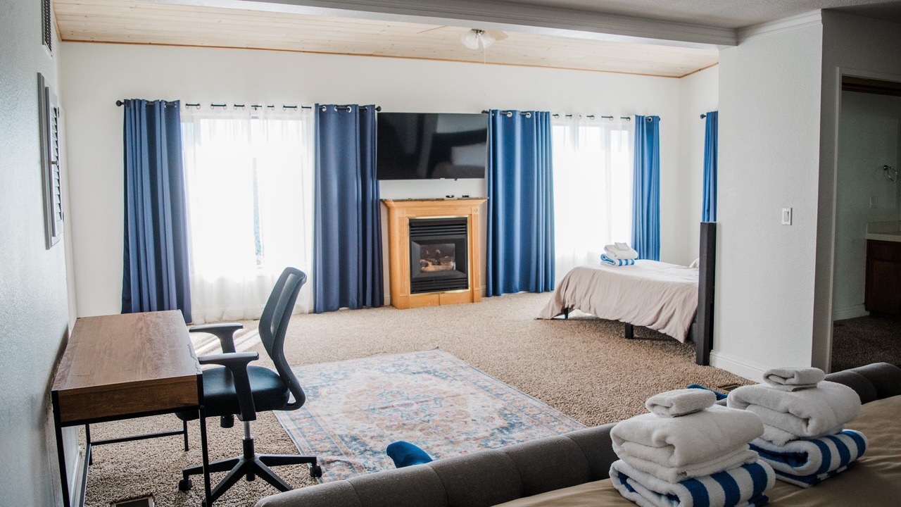 Photo of Bedroom in Oakhurst