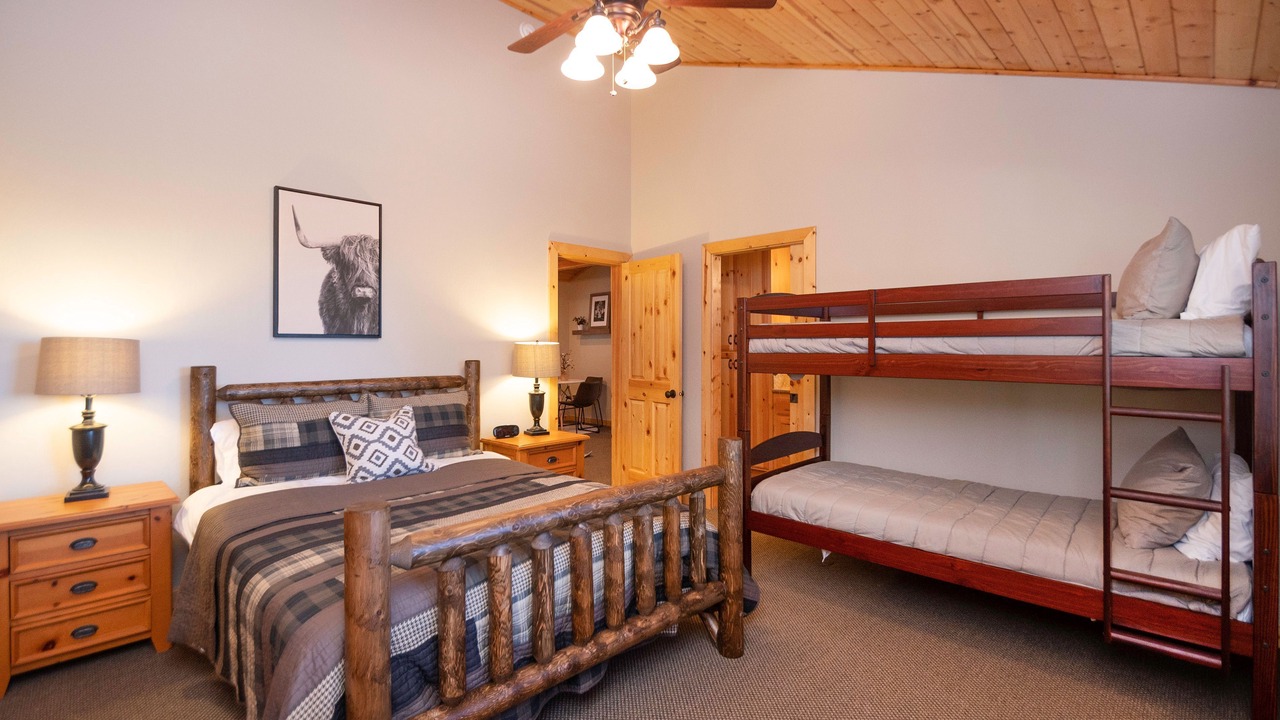 Photo of Bedroom in Arnold