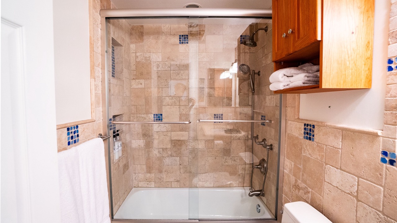 Photo of Bathroom in Carpinteria