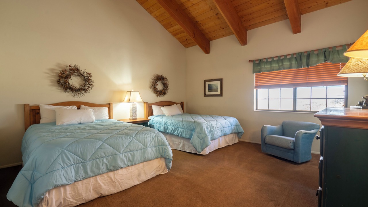 Photo of Bedroom in June Lake