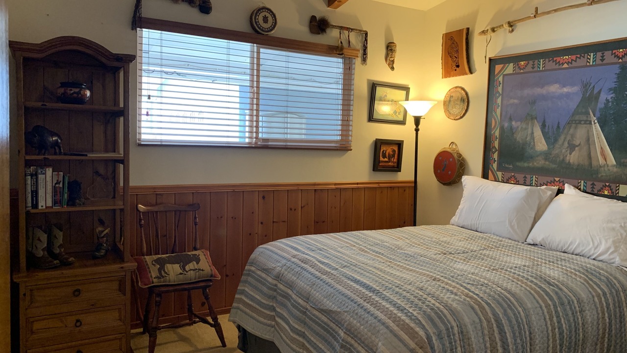 Photo of Bedroom in Kernville