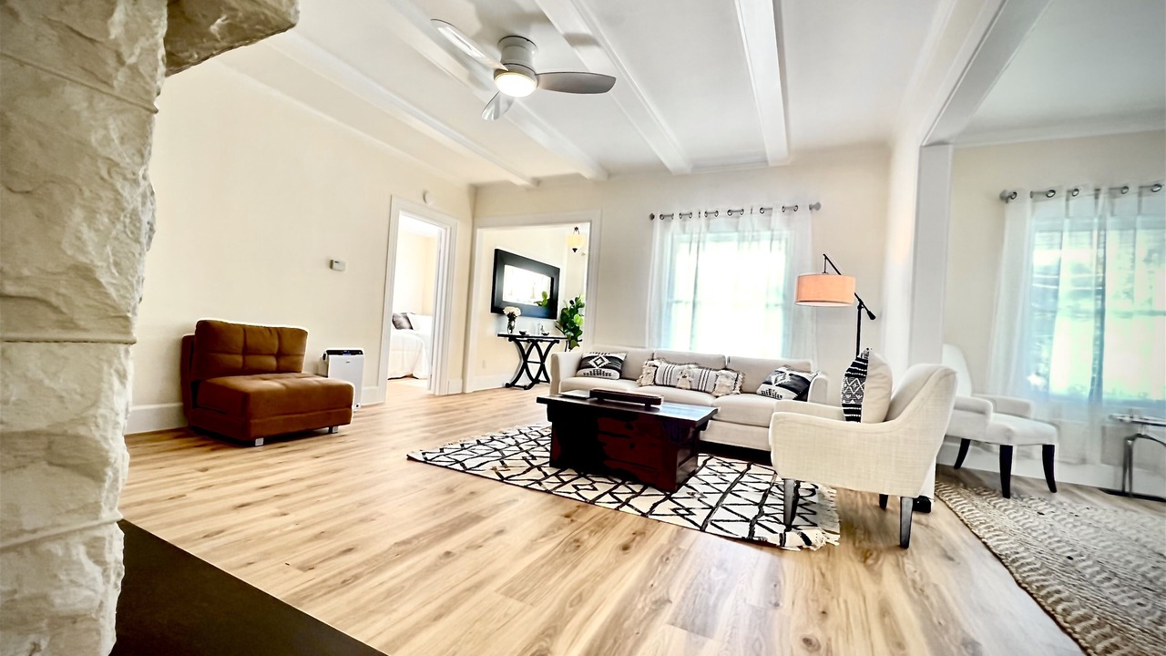 Photo of Livingroom in West End