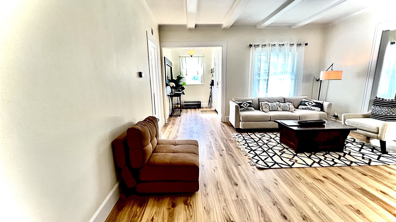 Photo of Livingroom in West End