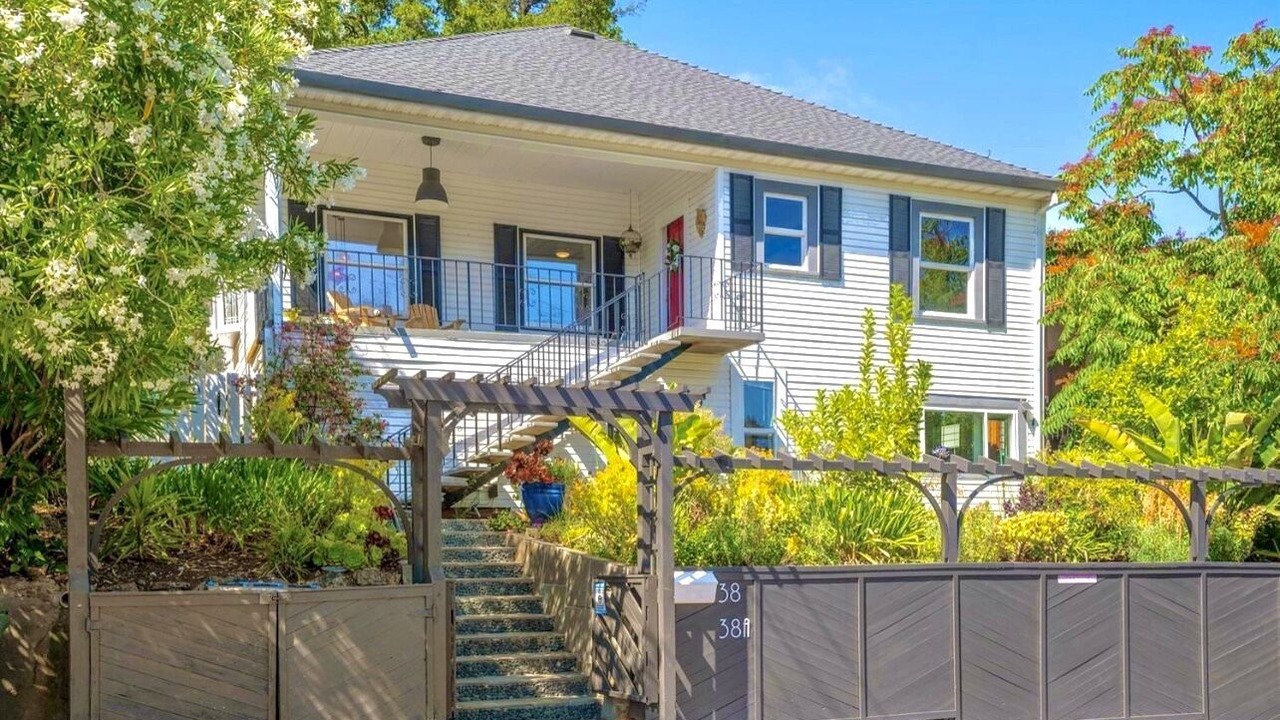 Photo of Outdoor in West End