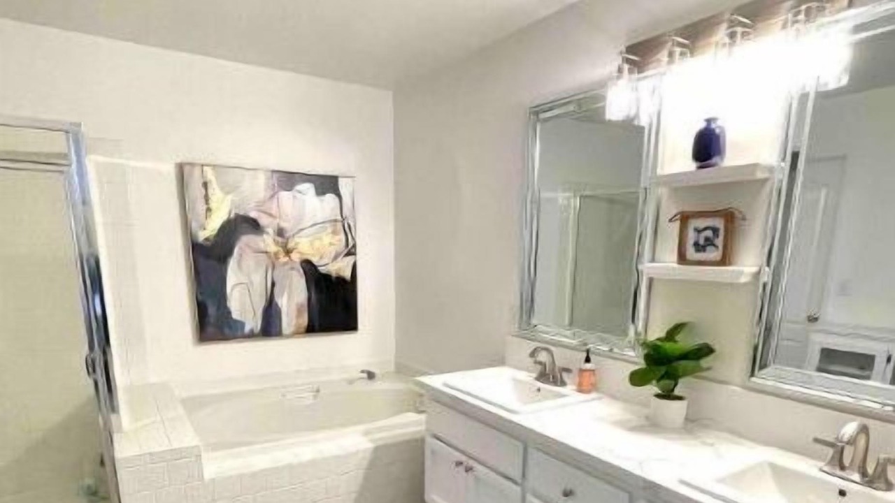 Photo of Bathroom in Clovis