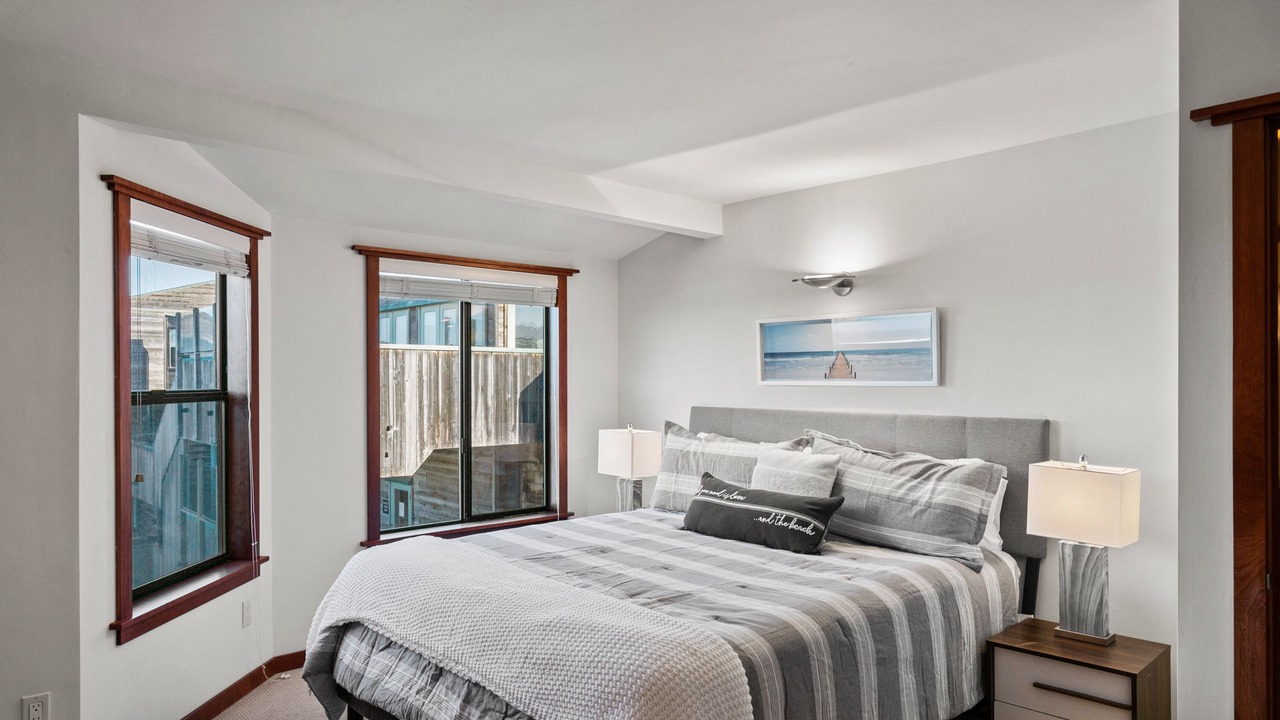 Photo of Bedroom in Monterey
