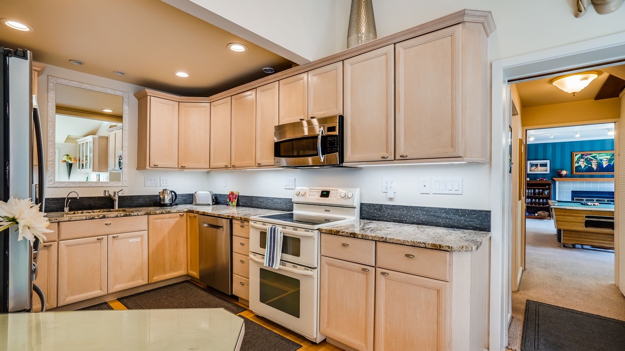 Photo of Kitchen in Lagunitas-Forest Knolls